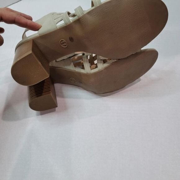 Liz Claiborne Teagan Block Heeled Sandals Size 11 - Picture 11 of 12